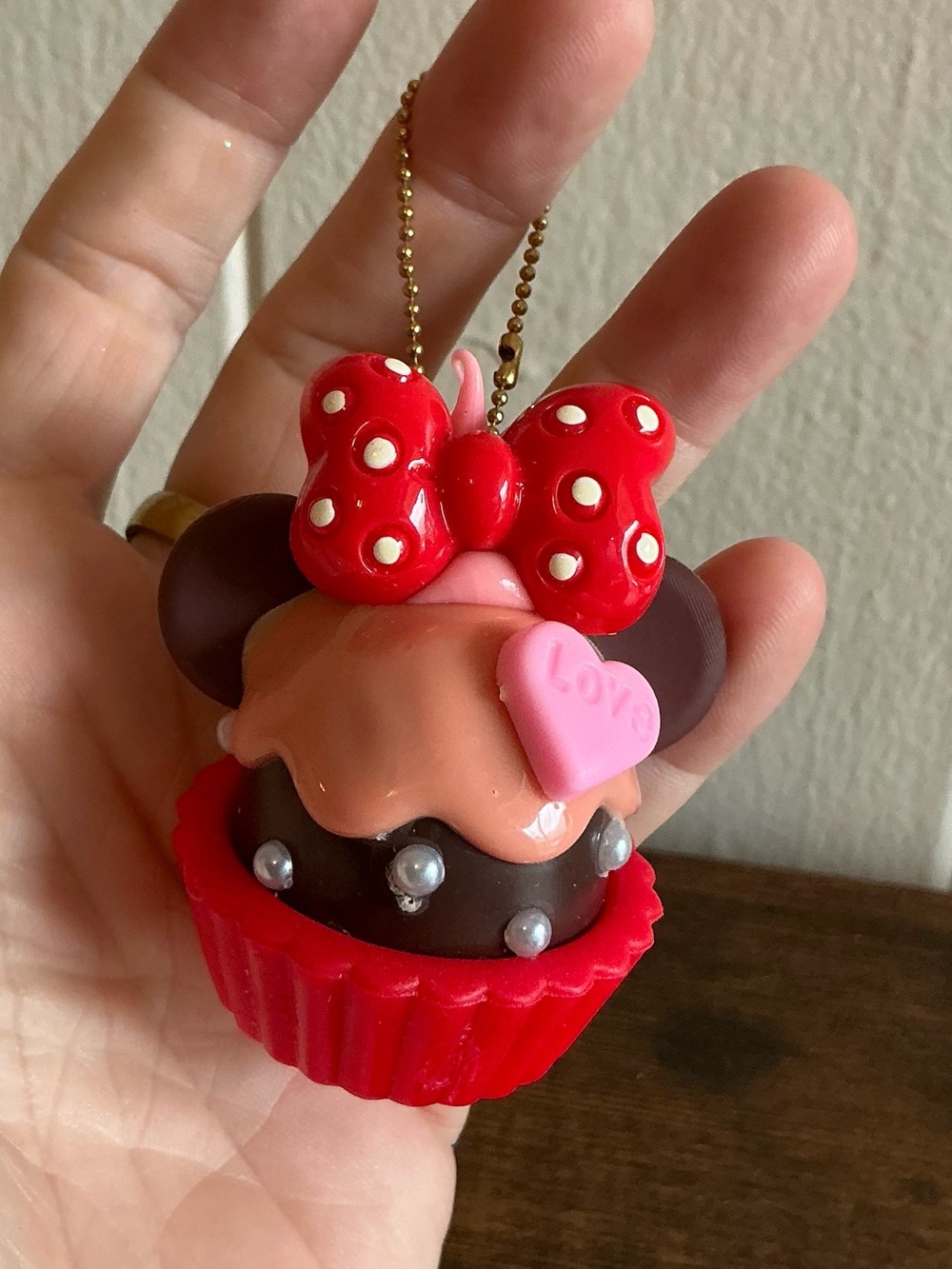 Tokyo Disney Resort Minnie Mouse Cupcake Keychain Bag Charm Sweets Deco Love